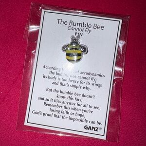 GANZ The Bumble Bee Pin